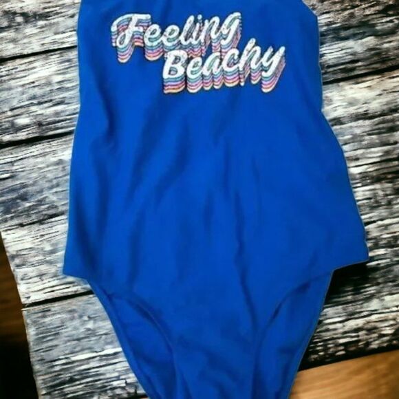 Retro Feeling Beachy One-Piece Swimsuit - Picture 1 of 7